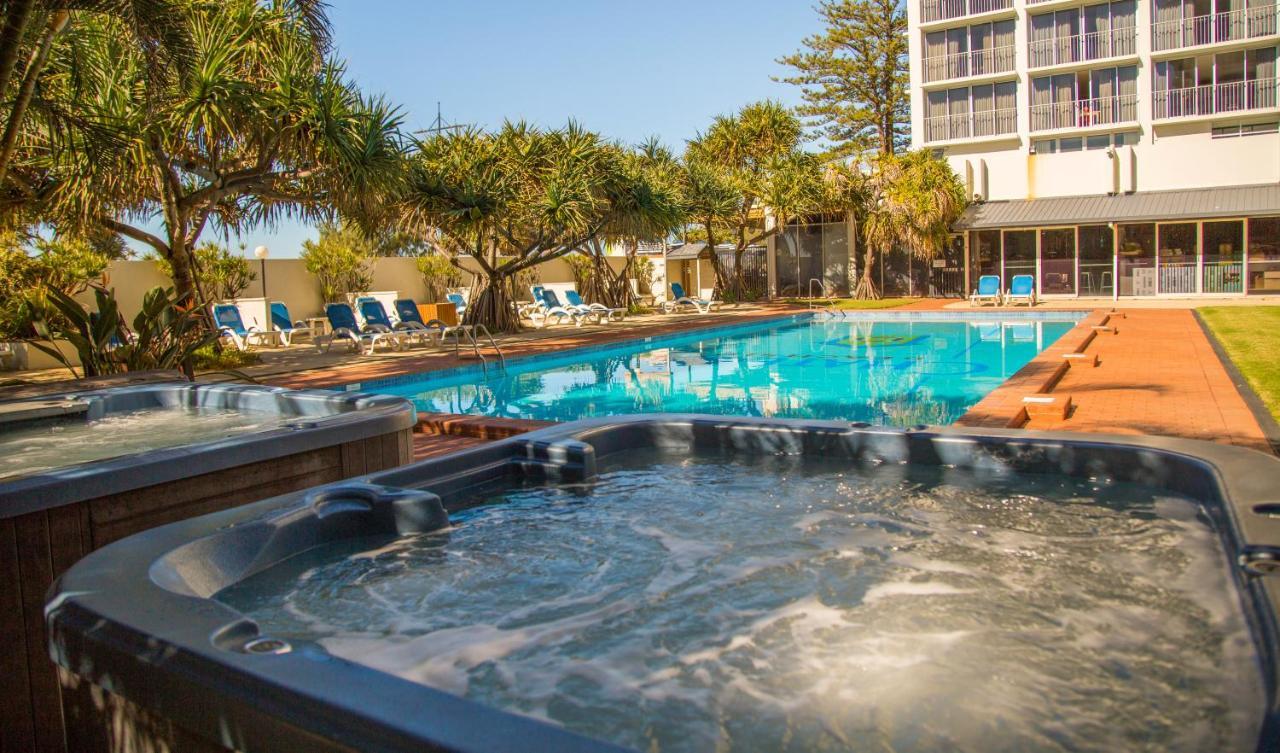 Chateau Beachside Resort Gold Coast Exterior photo