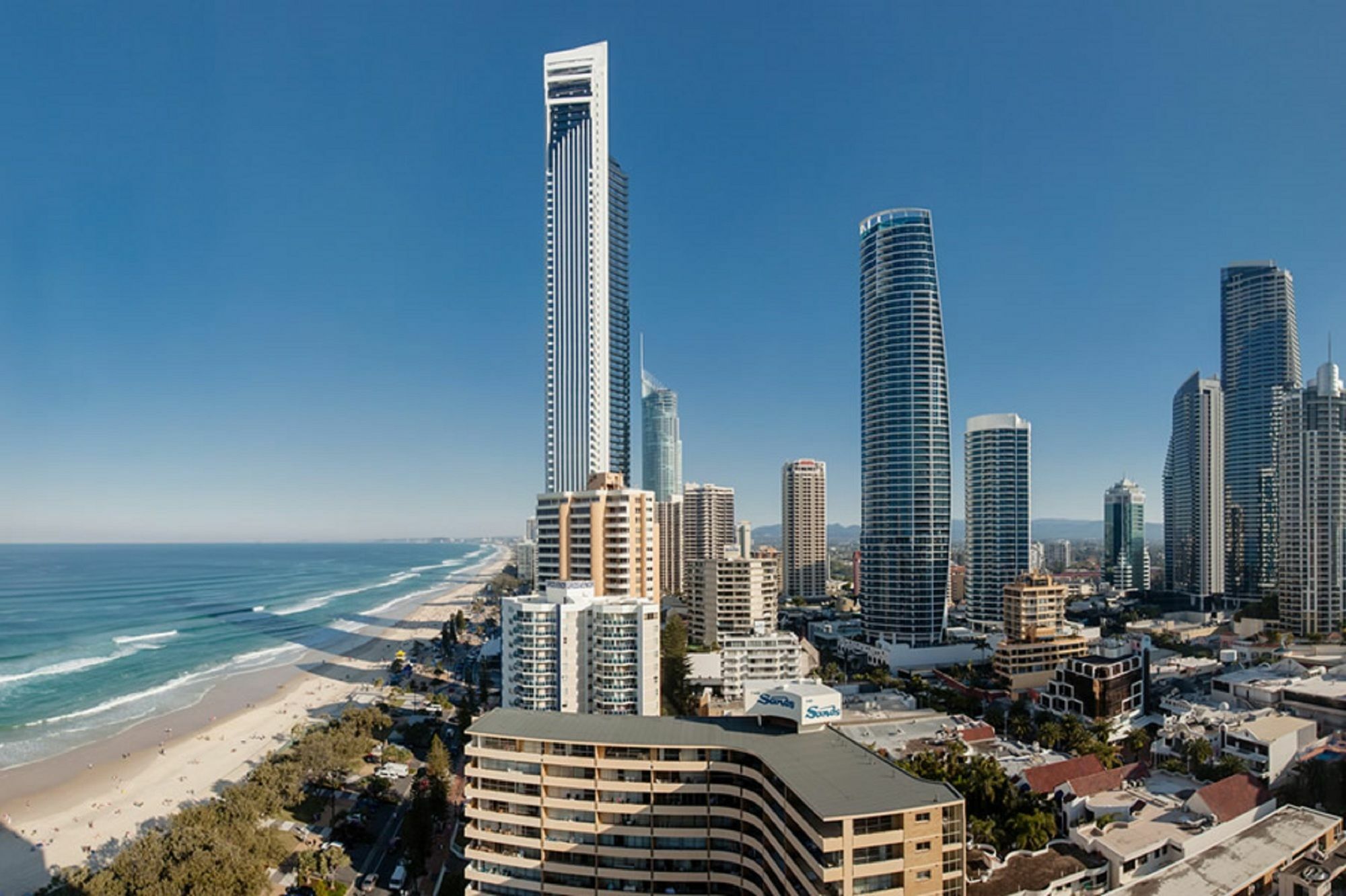 Chateau Beachside Resort Gold Coast Exterior photo