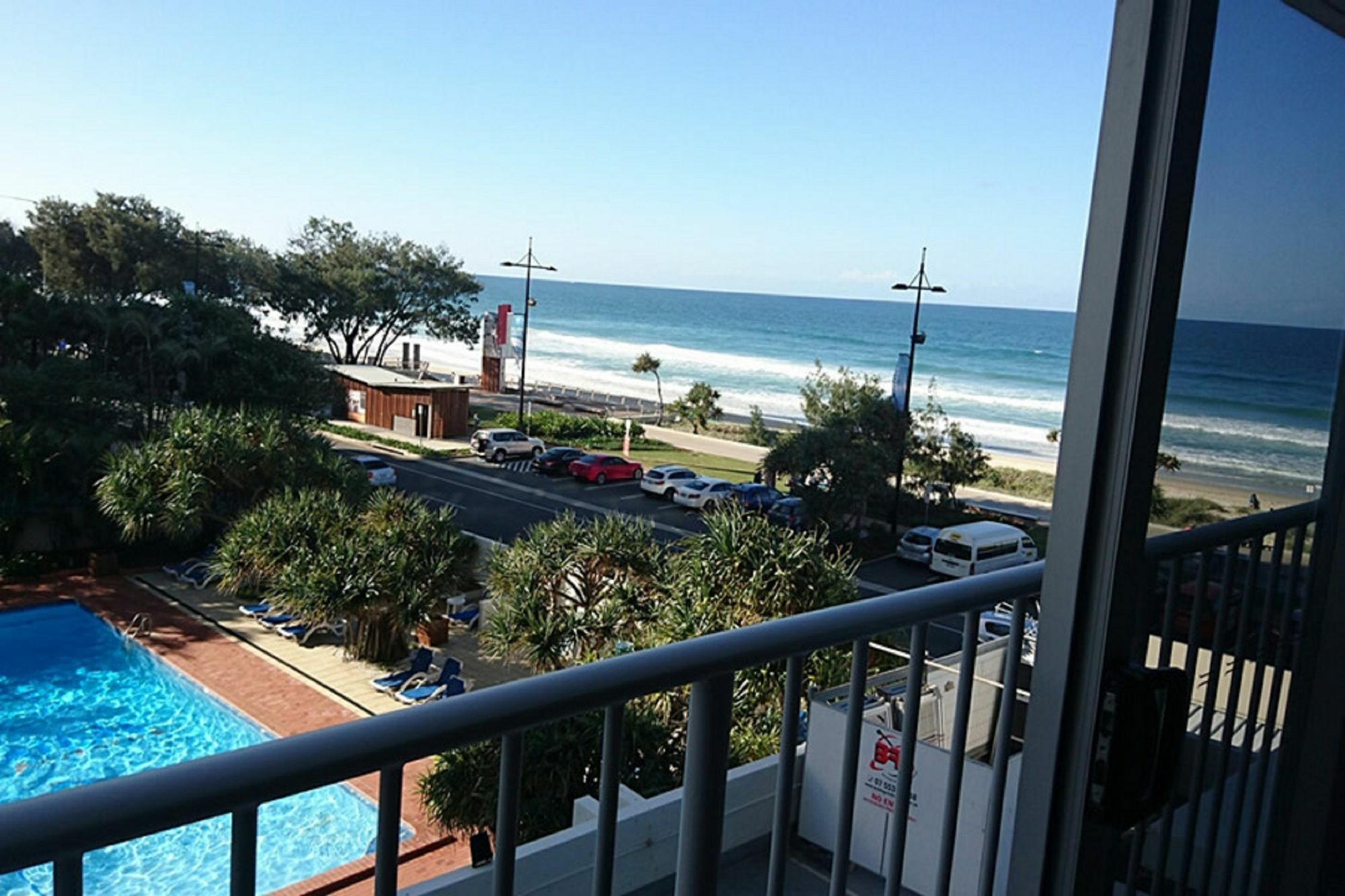 Chateau Beachside Resort Gold Coast Exterior photo